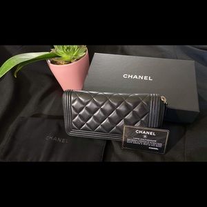 Authentic Chanel boy wallet